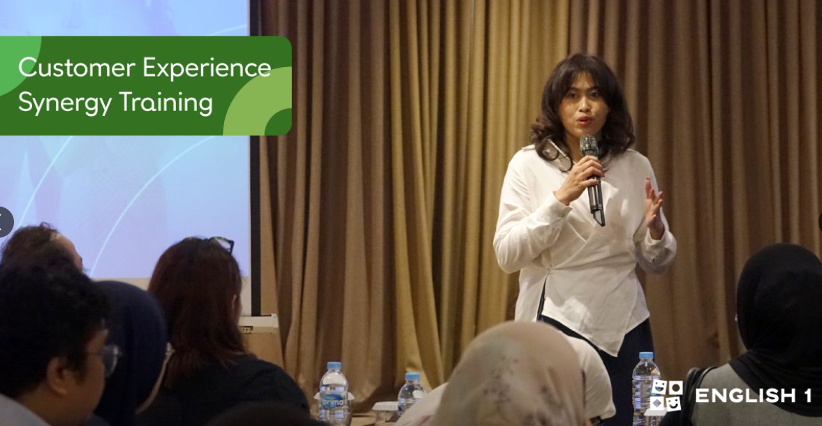 Ambarwati leading Customer Experience Synergy Training
