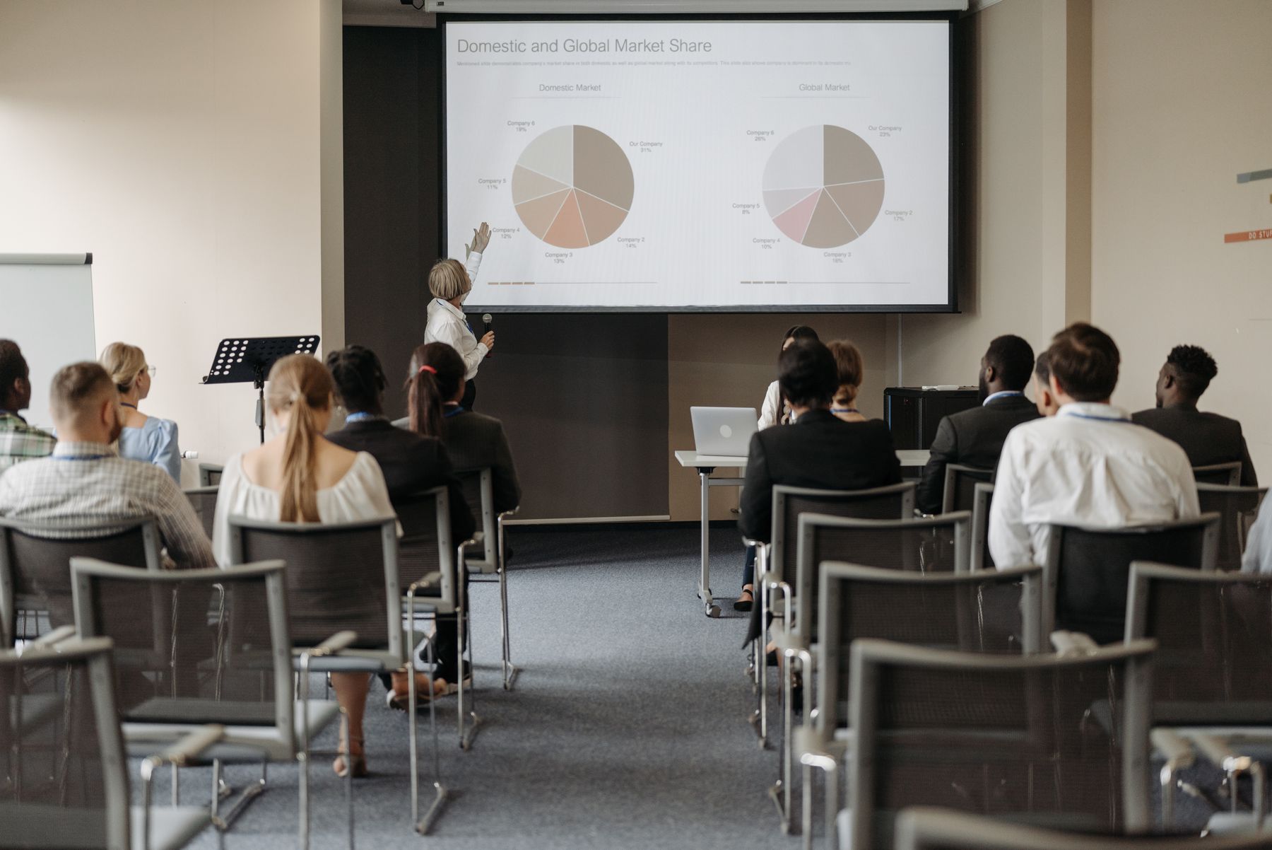 Business leadership seminar and presentation